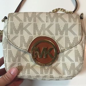 Michael kors leather crossbody